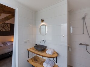 House | Bathroom - Holiday Home in Koudekerke Near Seabeach (Koudekerke)