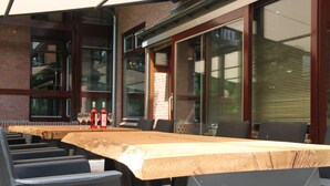 Balcony - Unique & Modern Constructed Villa in Apeldoorn with Hot Tub (Ugchelen)