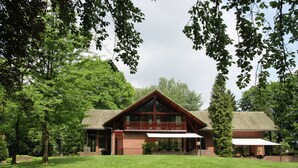 Exterior - Unique & Modern Constructed Villa in Apeldoorn with Hot Tub (Ugchelen)