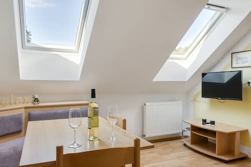 Apartment | Dining