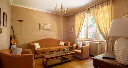 Quaint Holiday Home With Garden