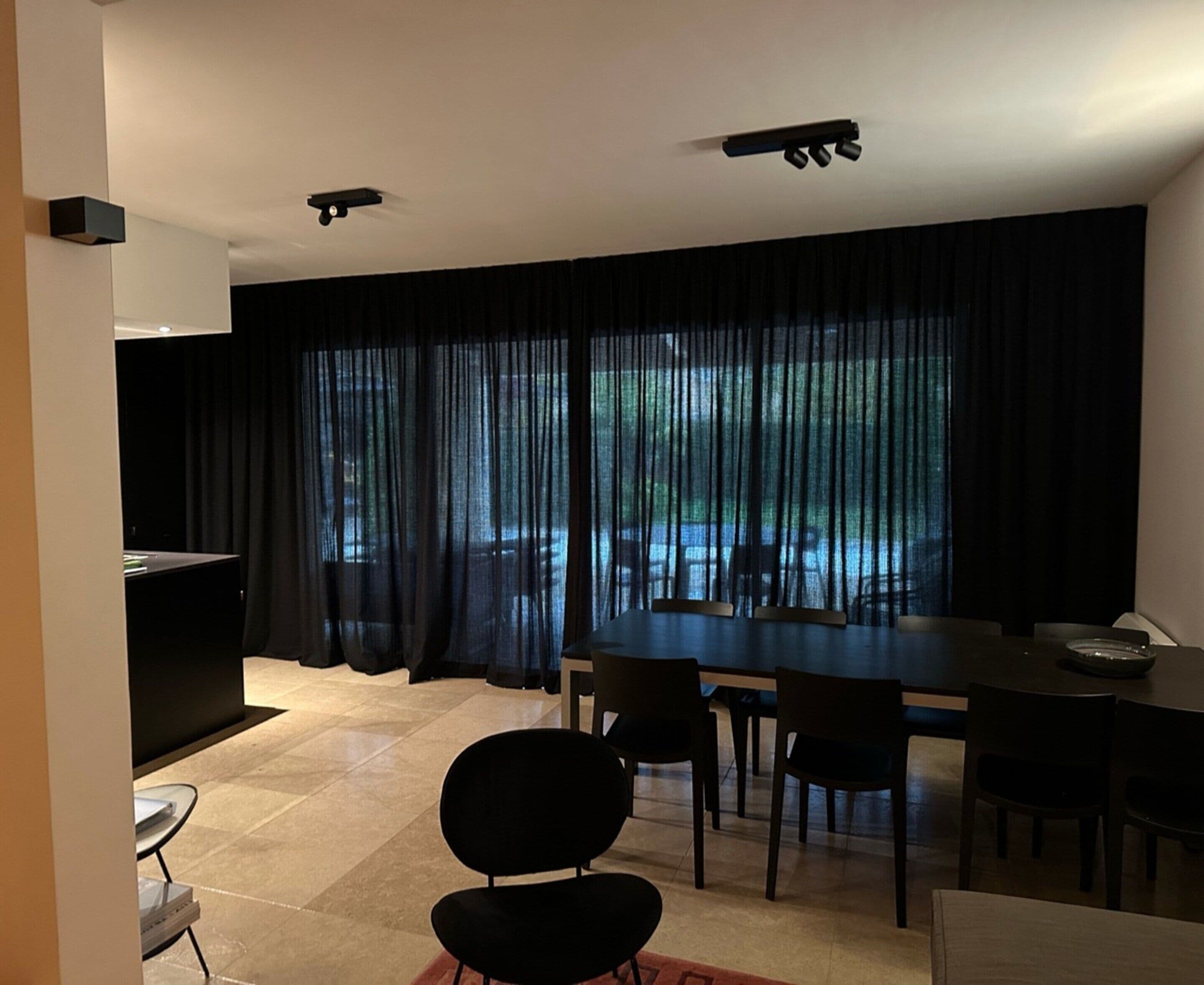 Villa | Dining