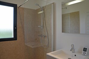 Villa | Badezimmer