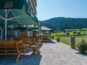 Dining - Peaceful Apartment in Gosau With Shared Sauna (Gosau)