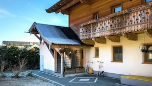 Unclassified image, 5 of 20, button - Modern Apartment in Bramberg With National Park Summer Card (Bramberg am Wildkogel)