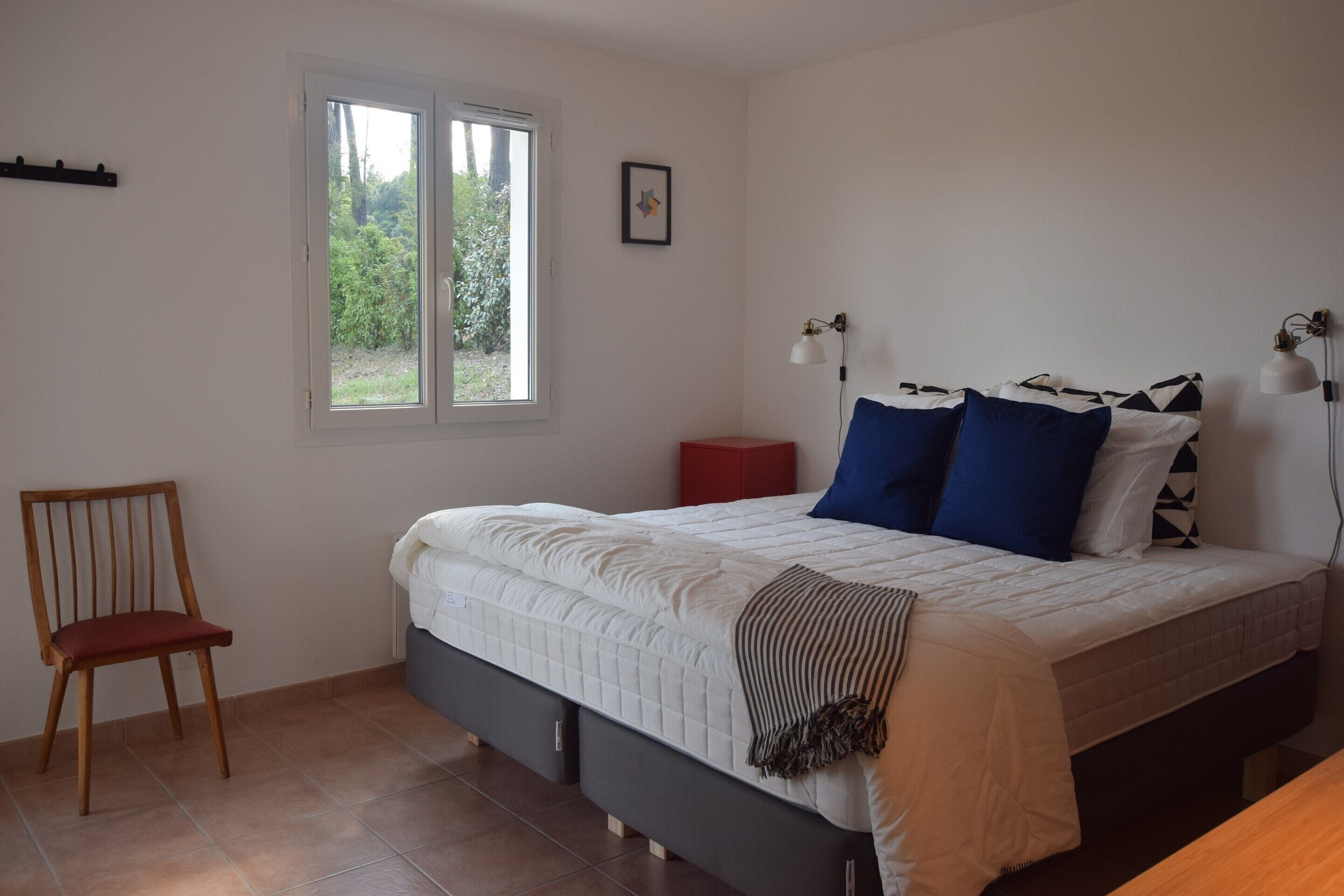 3 bedrooms, individually furnished