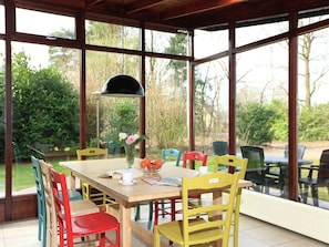 Living room - Neatly Furnished Bungalow With Fireplace in a Holiday Park With a Green Location (Holten)