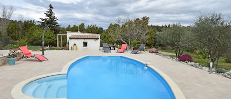 ヴィラ | プール