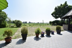 الإطلالة من المنشأة