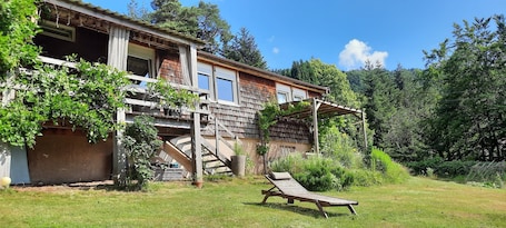 Chalet in Raon-l'etape Near Lake