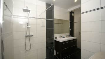 Chalet | Bathroom