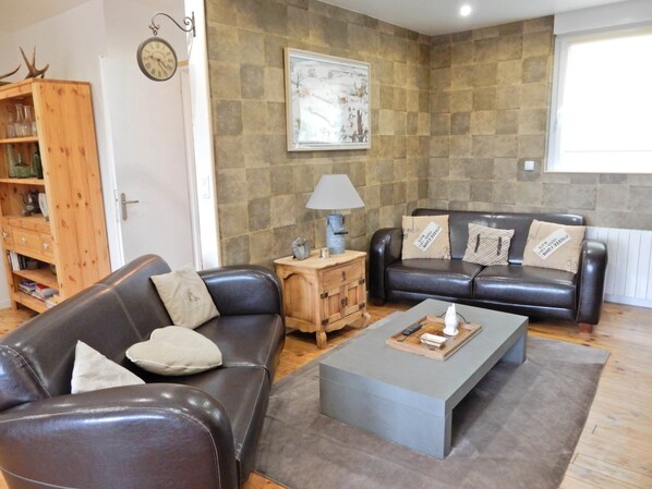 Chalet | Living room - Chalet in Raon-l'etape Near Lake (Raon-l'Etape)