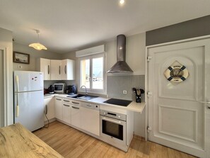 House | Private kitchen | Highchair - Denneville Coastal Escape With Garden (Port-Bail-sur-Mer)