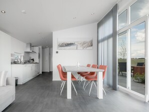 House | Dining