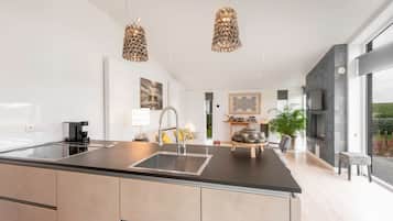 Casa | 2 habitaciones, muebles diferentes y ropa de cama