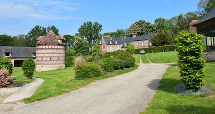 Cottage in Le Bourg-dun Near the Sea