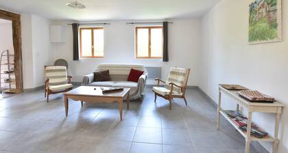 Cottage in Le Bourg-dun Near the Sea