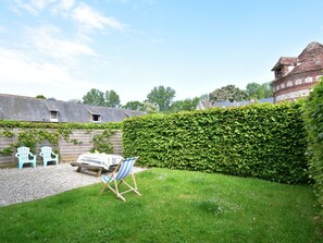 Garden - Cottage in Le Bourg-dun Near the Sea (Le Bourg-Dun)