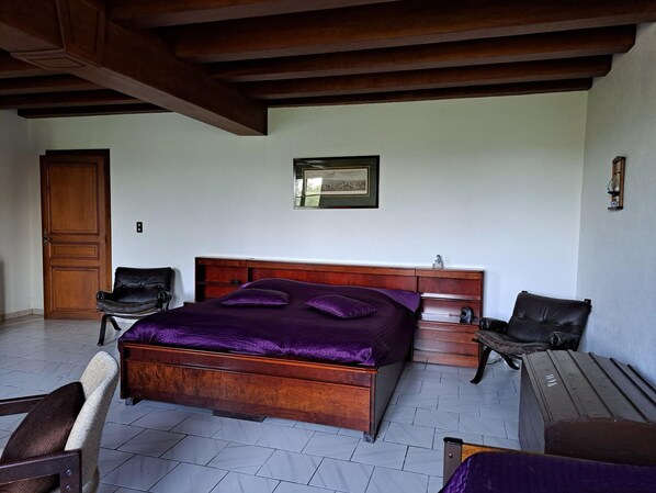 Casa | 3 habitaciones y muebles diferentes 