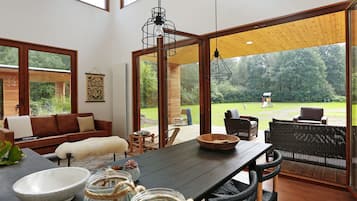 تناول الطعام