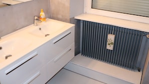 House | Bathroom | Shower