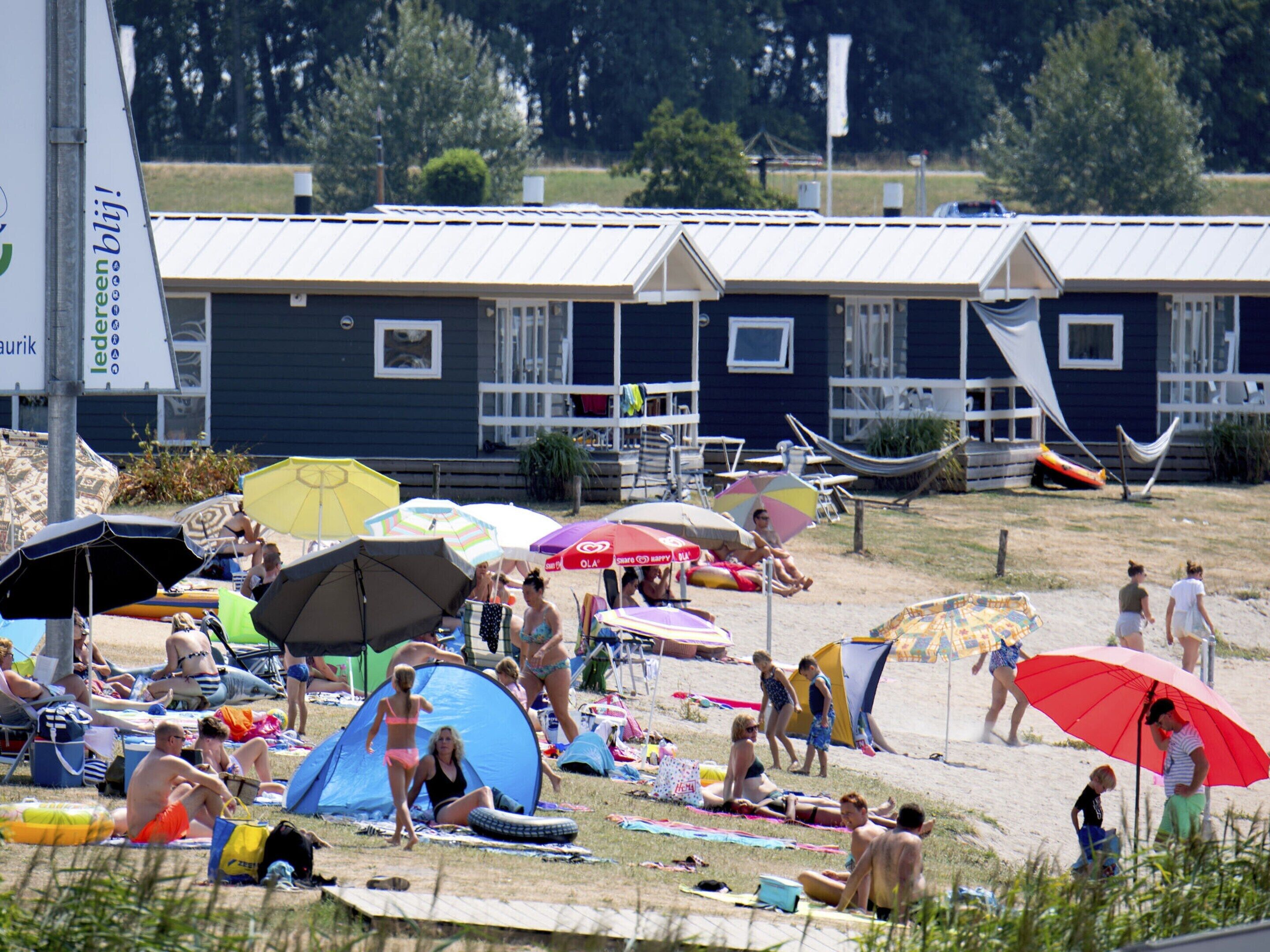숙박 시설 구내