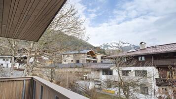 House | Balcony