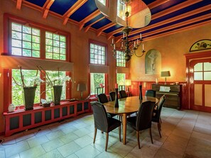 Dining - Spacious Villa in Sint Jacobiparochie near Sea (Sint Jacobiparochie)