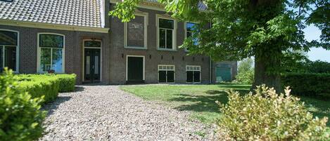 House | Exterior