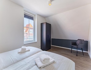3 bedrooms, individually furnished, bed sheets - Apartment Near South Beach With Sauna (Koudekerke)