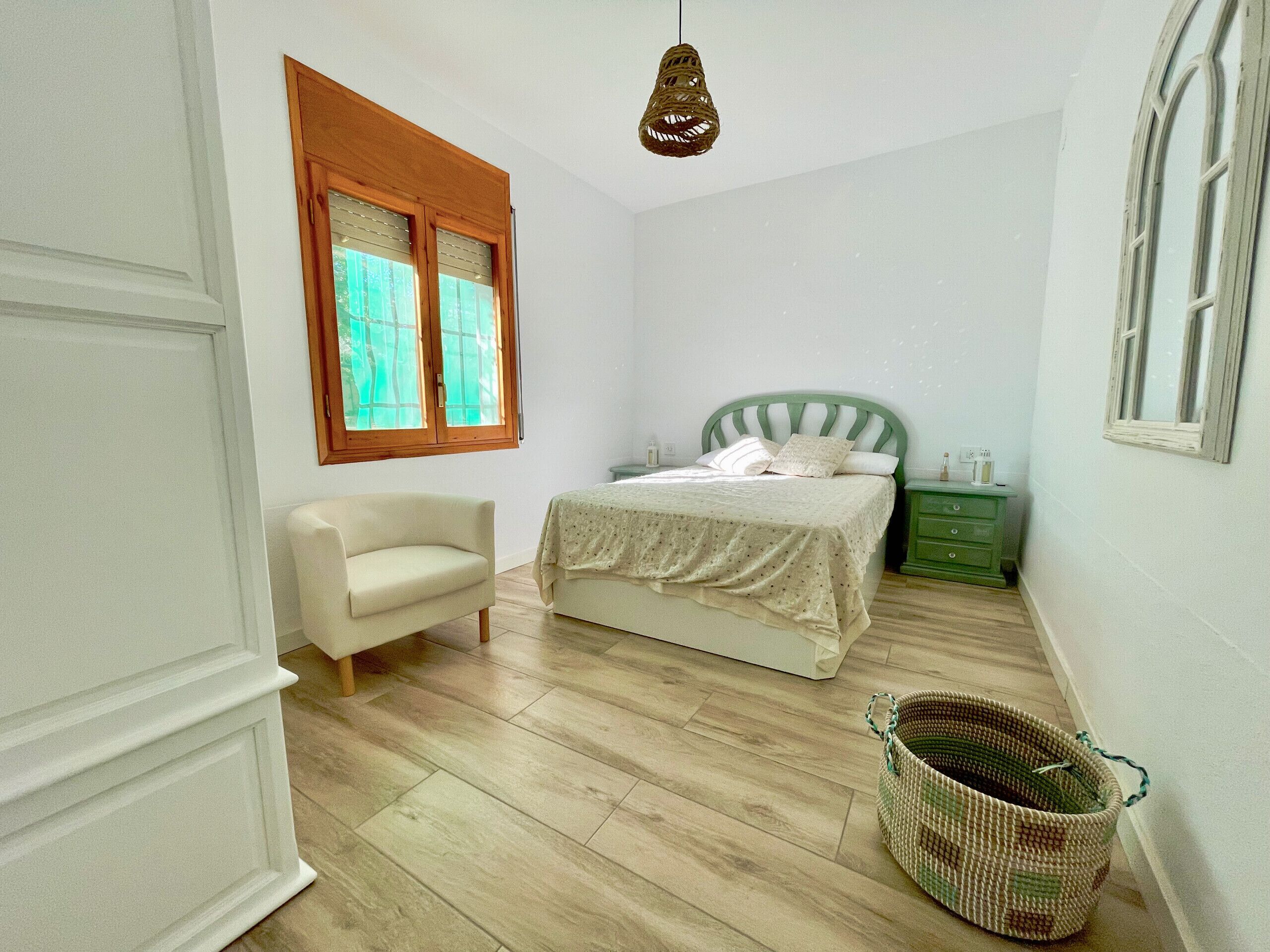 5 sovrum, strykjärn/strykbräda, gratis wi-fi och sängkläder