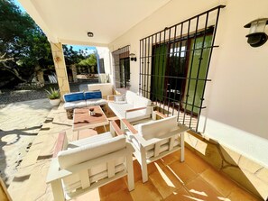 Terrace/patio - VILLA PINEDA (Ampolla)