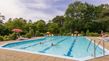 Chalet | Pool | Outdoor pool