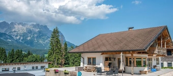 Valley-view Holiday Home in Ellmau
