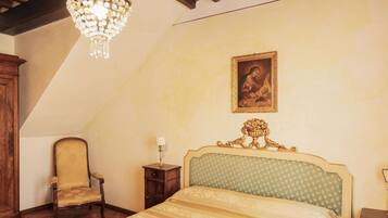 House | 4 bedrooms, individually furnished, bed sheets