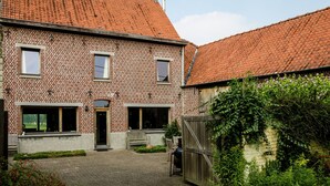 Nicht klassifiziertes Bild, 3 von 33, Schaltfläche