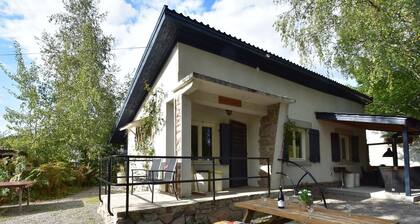 Holiday Home With Covered Terrace at the Edge of the Parc Regional du Morvan