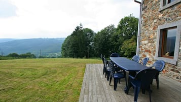 Cottage | Dining
