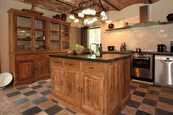 House | Private kitchen