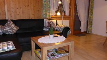 Apartment | Living area