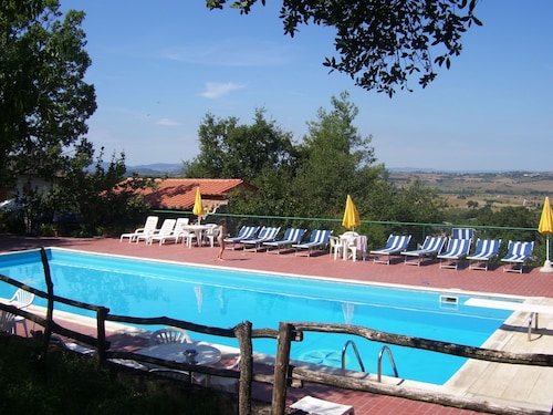 Delightful Villa in Paciano