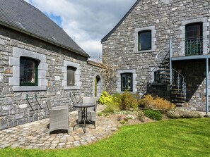 Cottage | Balcony