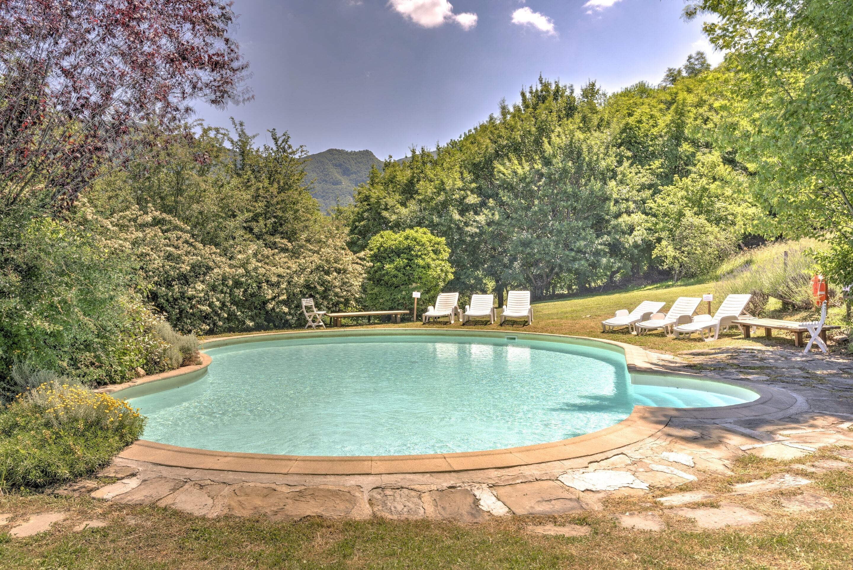 Hus | Pool | Utomhuspool