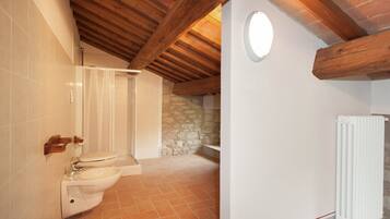 Apartment | Bathroom