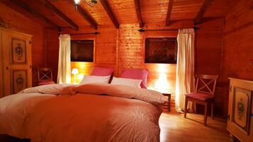 Casa | 1 habitación, muebles diferentes y ropa de cama