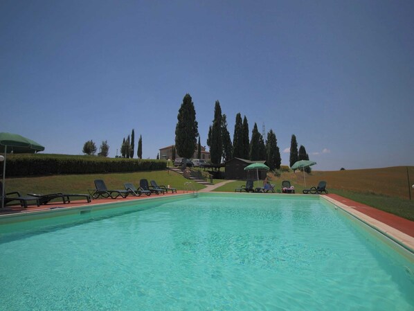 House | Pool