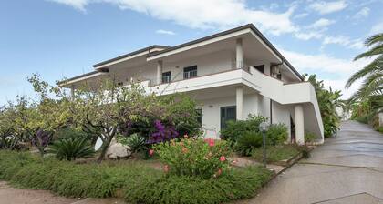Holiday Home in San Nicolò di Ricadi With Pool & Tennis Court