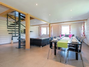 House | Dining