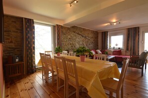 Apartment | Dining - Apartment in Halenfeld-amel With Terrace (Amel)