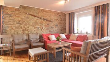 Apartment | Living room